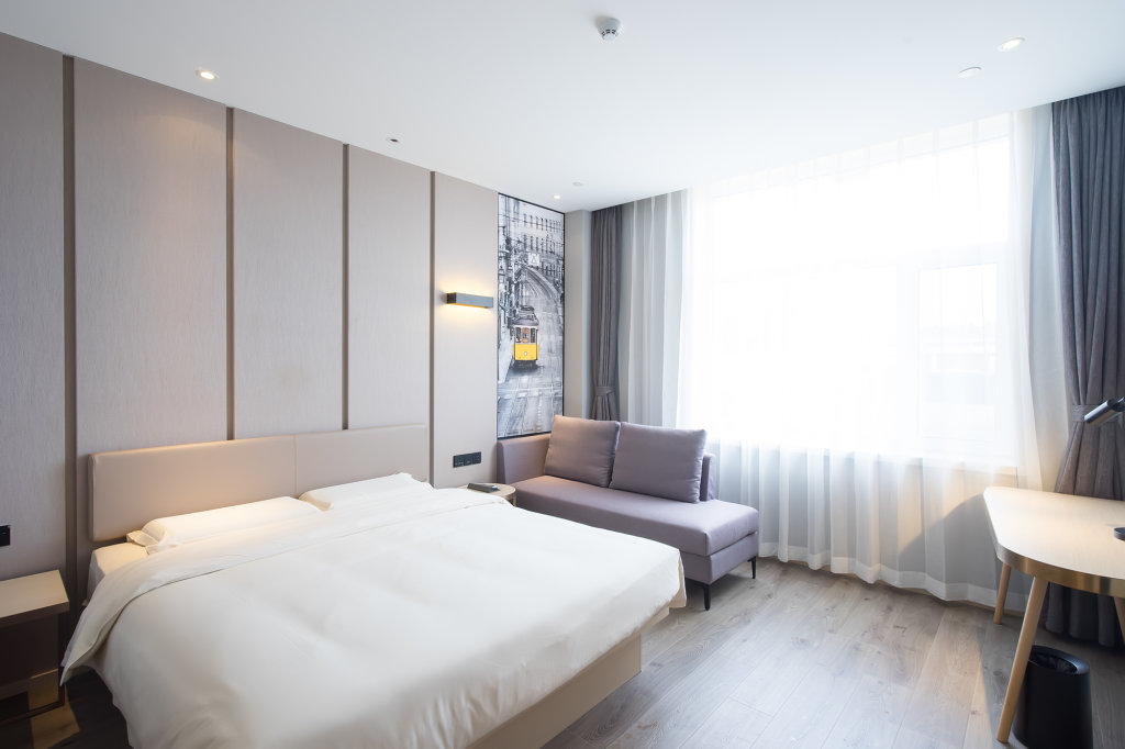 Пекин: At Mlily Hotel