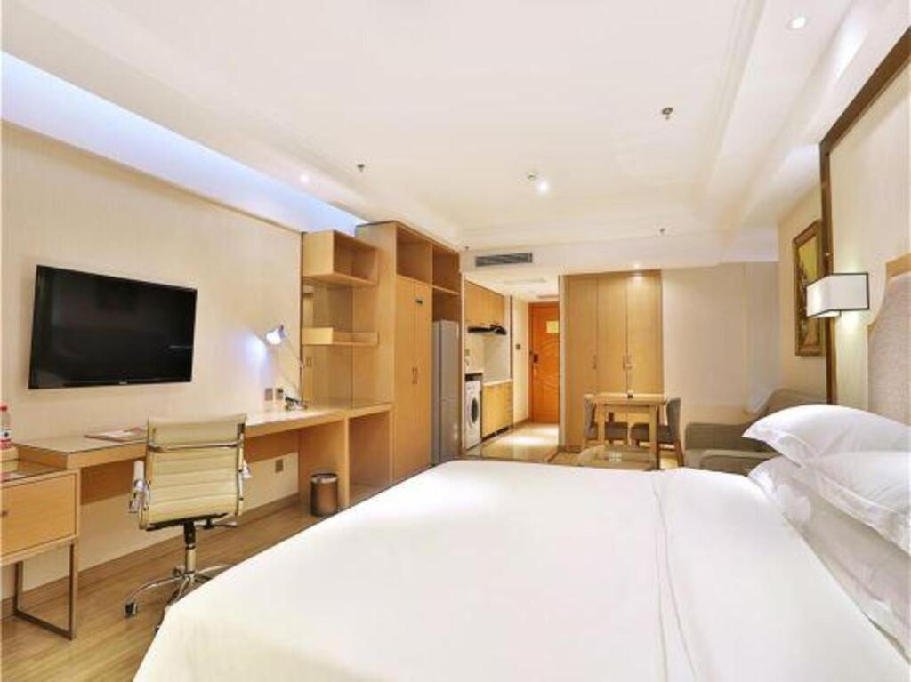 Харбин: Vienna Hotel (Harbin High-speed Railway Wanda Plaza)