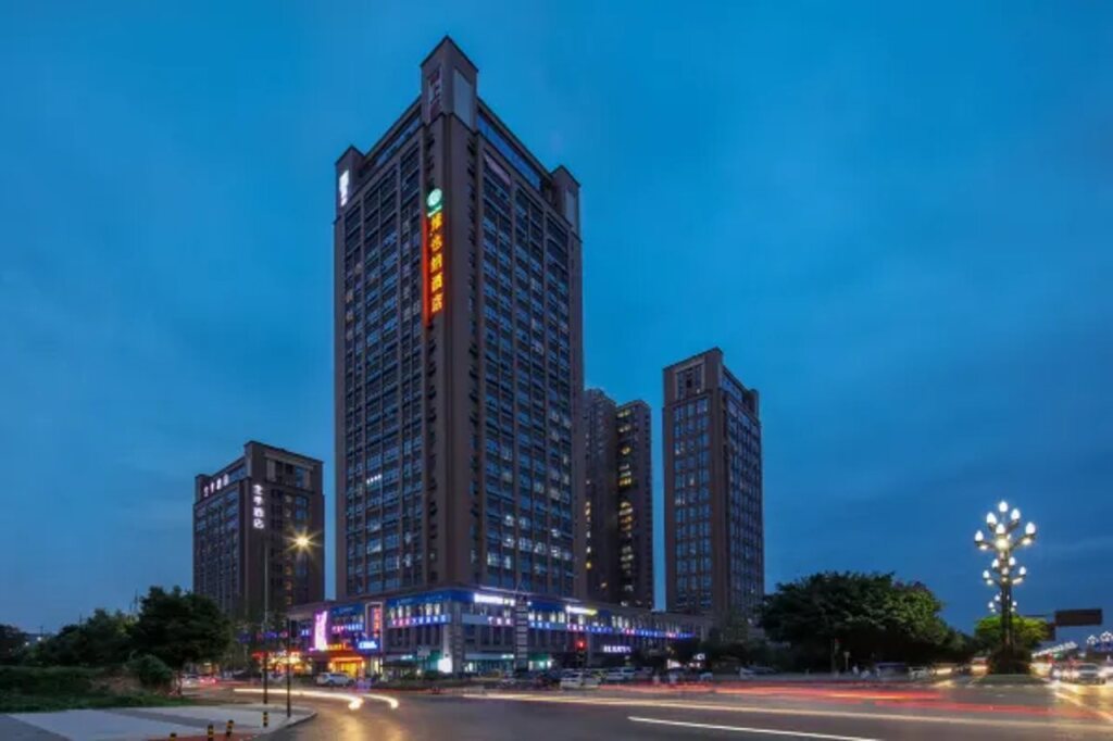 Чэнду: Vienna Hotel（Chengdu University of Petroleum Subway Station）