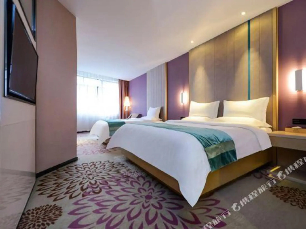 Чунцин: Bi'an Fengqing Hotel (Chongqing Jiefangbei Hongyadong Branch)