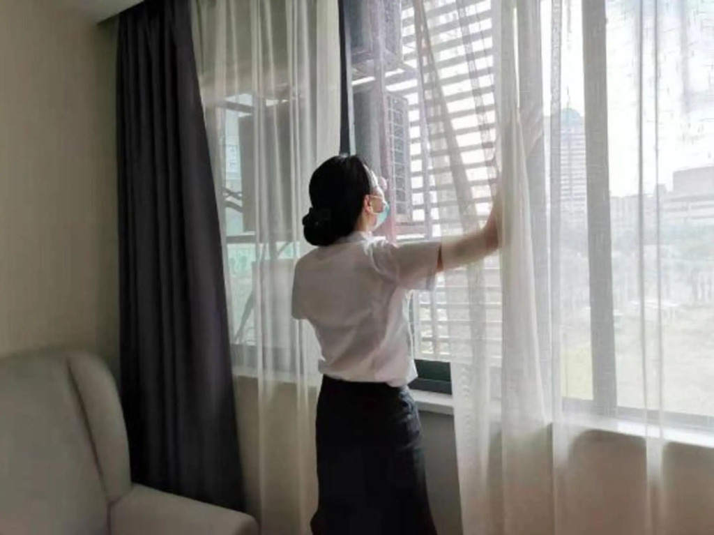 Чунцин: Bi'an Fengqing Hotel (Chongqing Jiefangbei Hongyadong Branch)