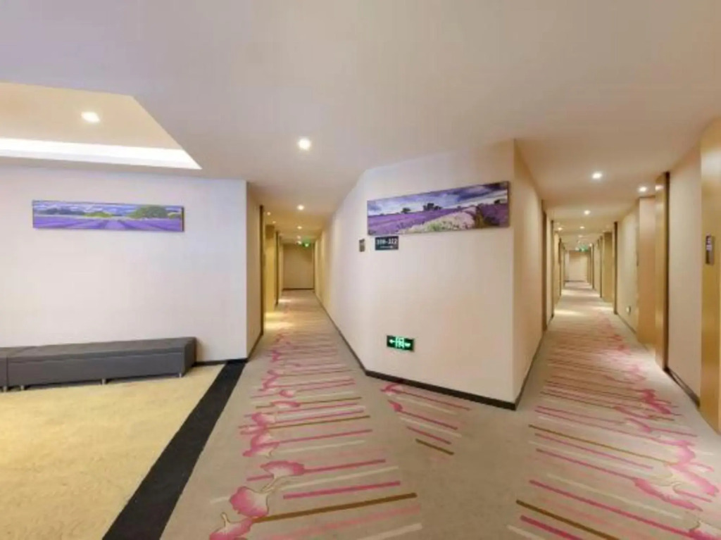 Чунцин: Bi'an Fengqing Hotel (Chongqing Jiefangbei Hongyadong Branch)