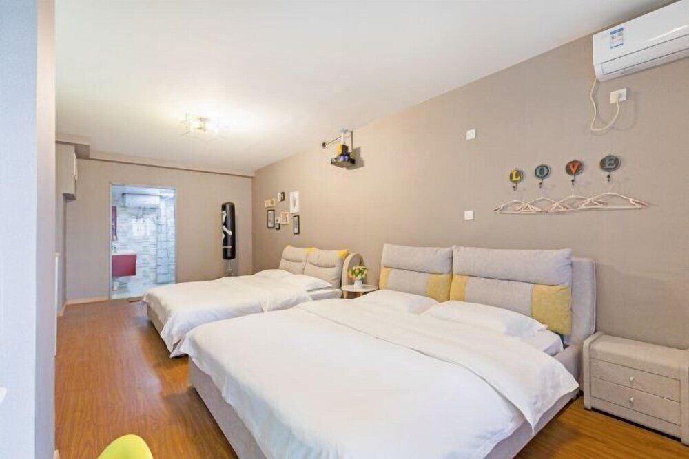 Чунцин: Siborui Boutique Cinema Apartment