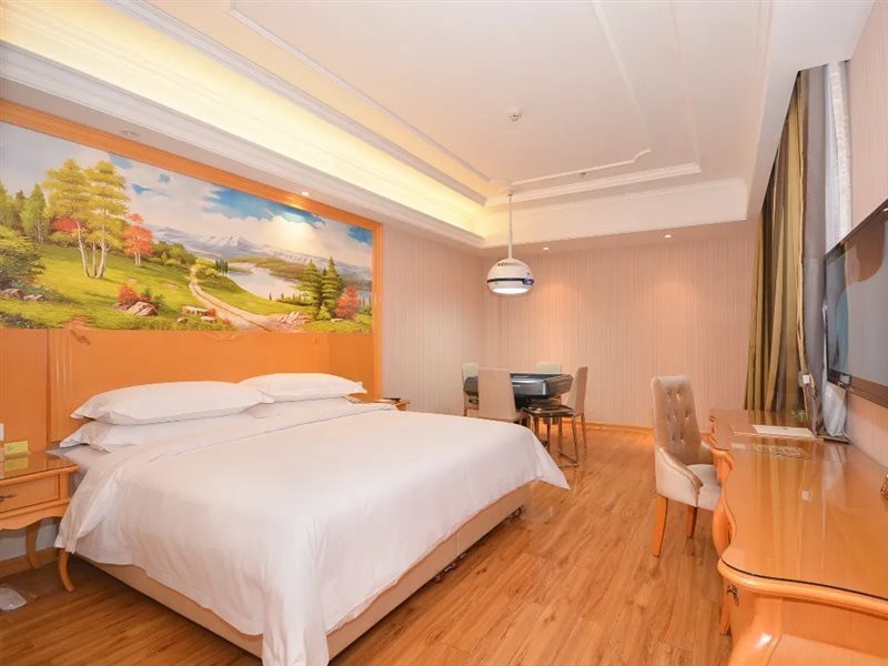 Цзинчжоу: Vienna International Hotel (Jingzhou Xintiandi)