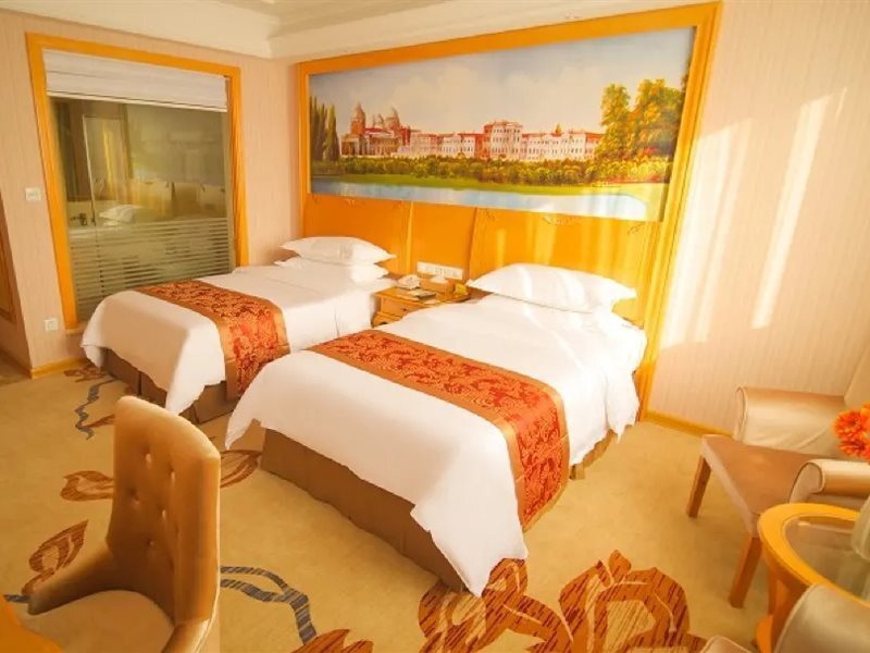Цзинчжоу: Vienna International Hotel (Jingzhou Xintiandi)