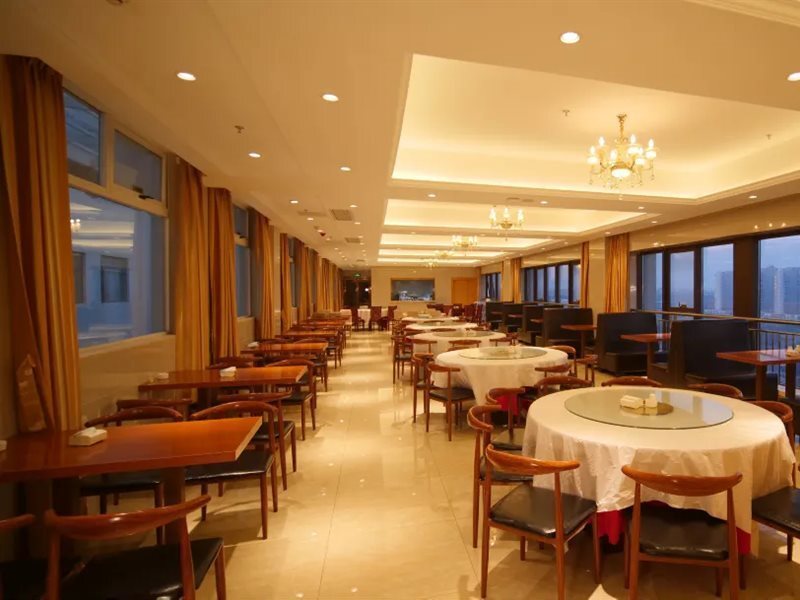 Цзинчжоу: Vienna International Hotel (Jingzhou Xintiandi)