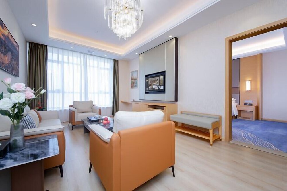 Цзинчжоу: Vienna International Hotel (Jingzhou Xintiandi)