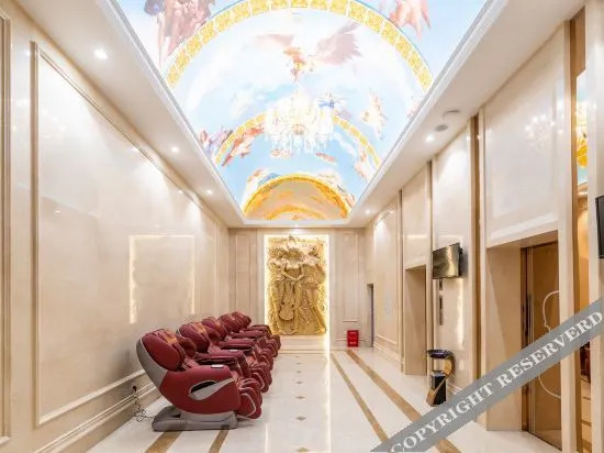 Чанша: Vienna International Hotel (Changsha South High-speed Railway Station Sports New City)