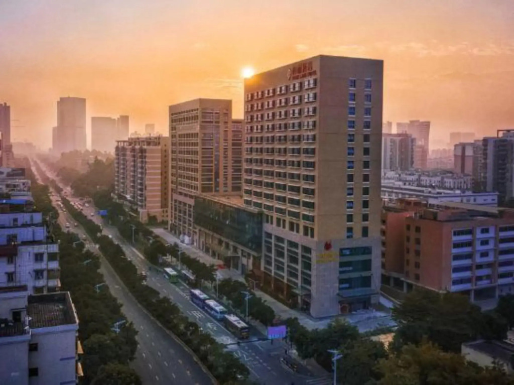 Фошань: Foshan Park Lane Hotel (Qiandeng Lake)
