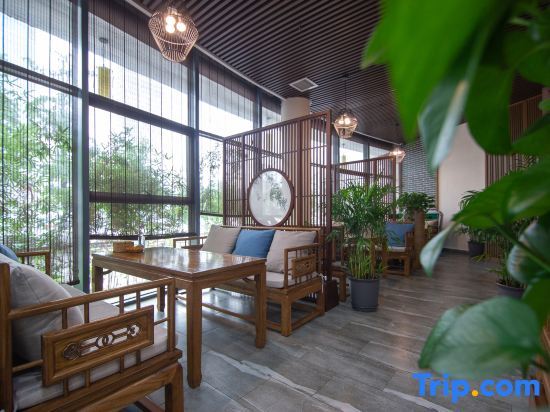 Чунцин: Vienna International Hotel (Chongqing Xingguang Avenue Liangjiang Xingfu Square)