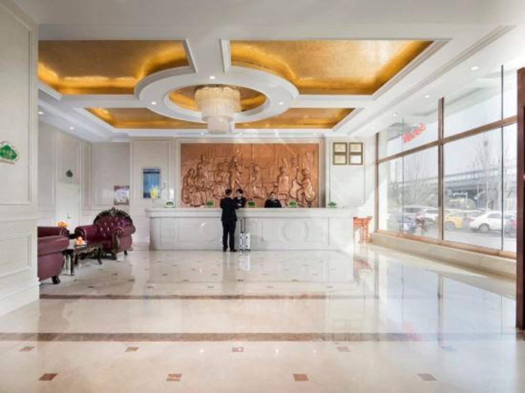 Хух-Хото: Vienna Hotel (Hohhot Zhaojun Road)