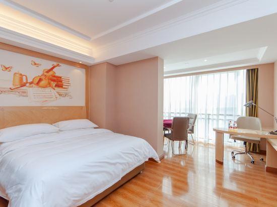 Neijiang: Vienna Hotel