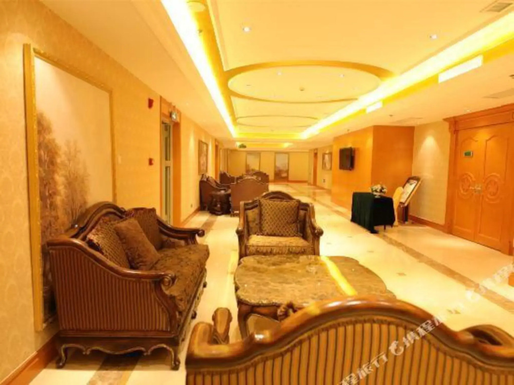 Цанчжоу: Vienna International Hotel (Cangzhou Hongyu Building High-speed Railway Station)