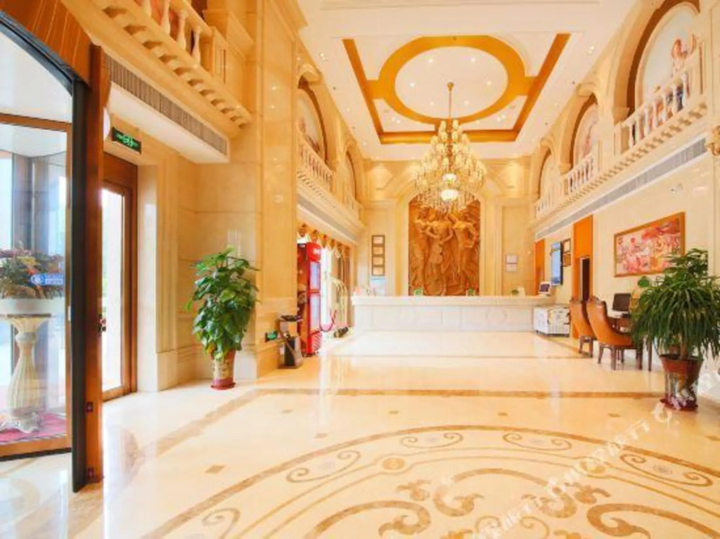 Цанчжоу: Vienna International Hotel (Cangzhou Hongyu Building High-speed Railway Station)