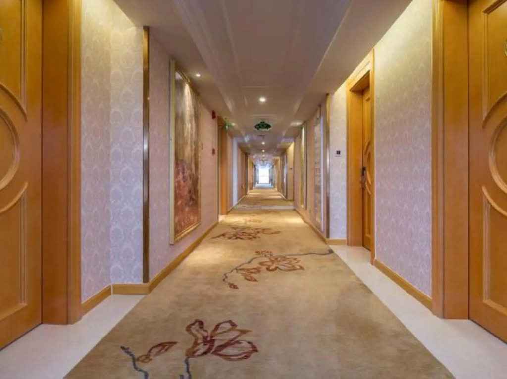 Цанчжоу: Vienna International Hotel (Cangzhou Hongyu Building High-speed Railway Station)