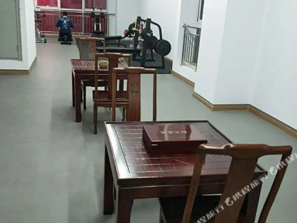 Цанчжоу: Vienna International Hotel (Cangzhou Hongyu Building High-speed Railway Station)