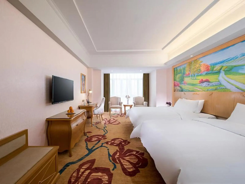 Хэчжоу: Vienna Hotel (Guangxi Hezhou Fuchuan Hotel)
