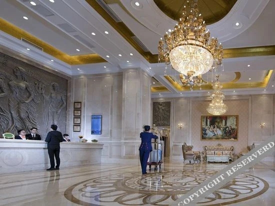 Йиян: Vienna International Hotel  Yuanjiang