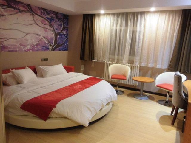 Цзинин: Thank Inn Plus Hotel Shandong Jining Zhoucheng Yishan South Road