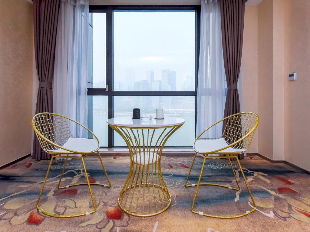 Чунцин: Chongqing Ouranjian Lake View Guesthouse