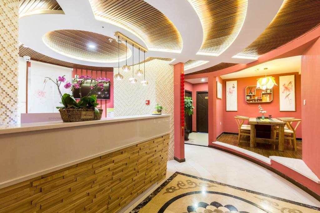 Чунцин: Chongqing Ouranjian Lake View Guesthouse
