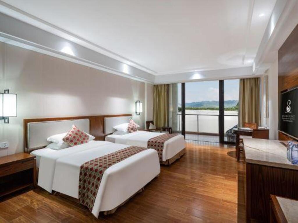Цзиньюань: BJG Swan Lake Hot Spring Hotel