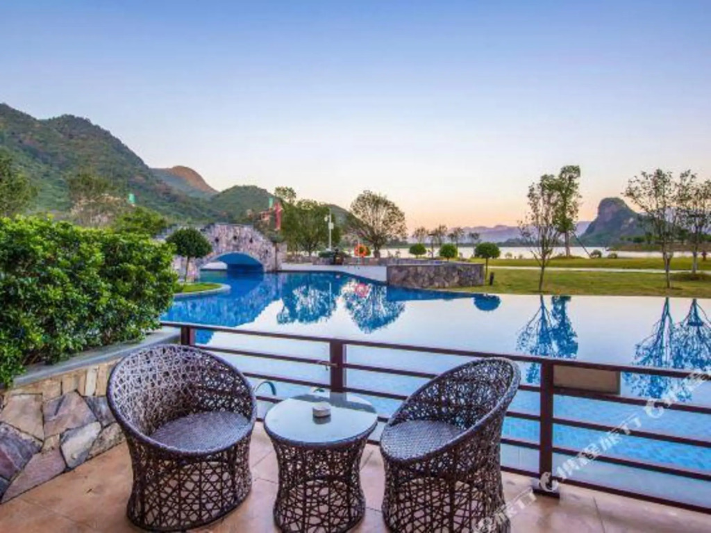 Цзиньюань: BJG Swan Lake Hot Spring Hotel