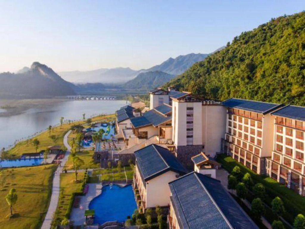 Цзиньюань: BJG Swan Lake Hot Spring Hotel
