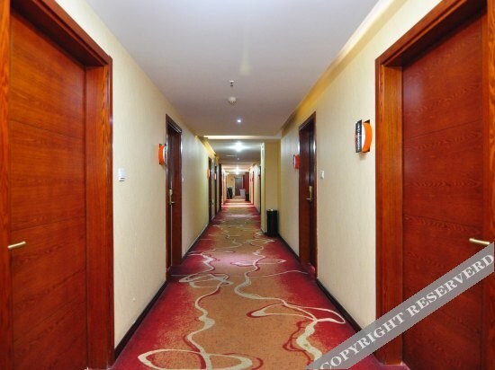 Куньмин: Wote Hotel Kunming Railway Station