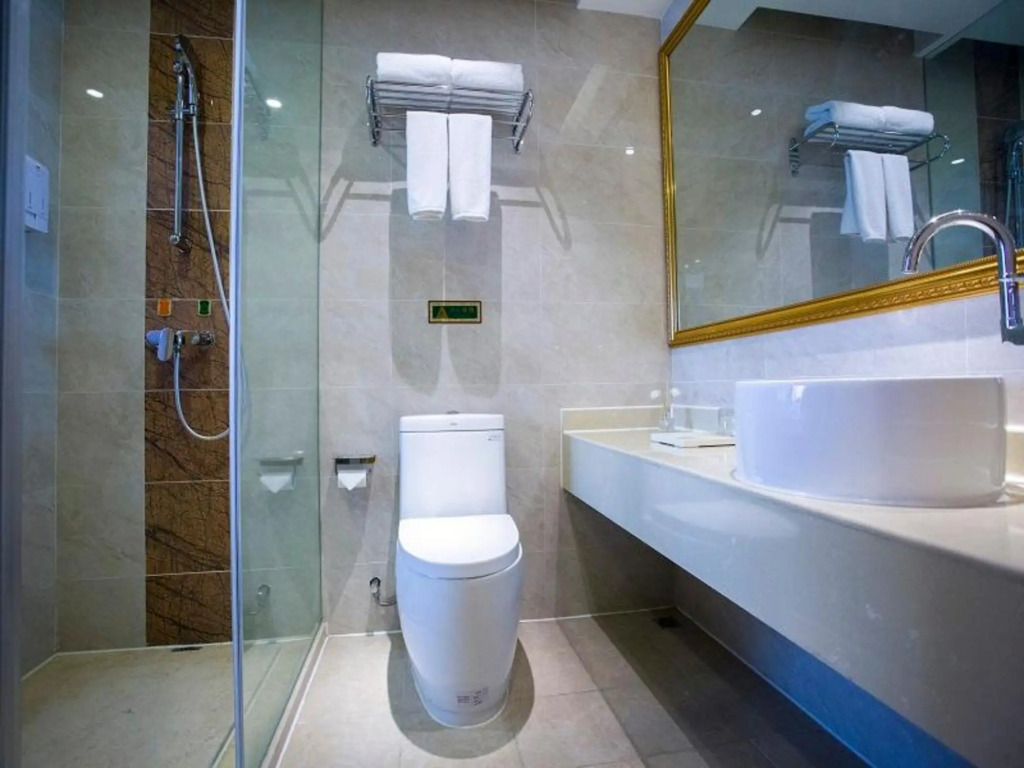 Синин: Vienna Hotel (Xining Dashizi Mojia Street)