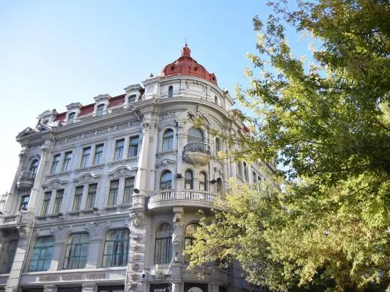 Харбин: Huayi Oriental Hotel (Harbin Central Street Subway Station Harbin Station)