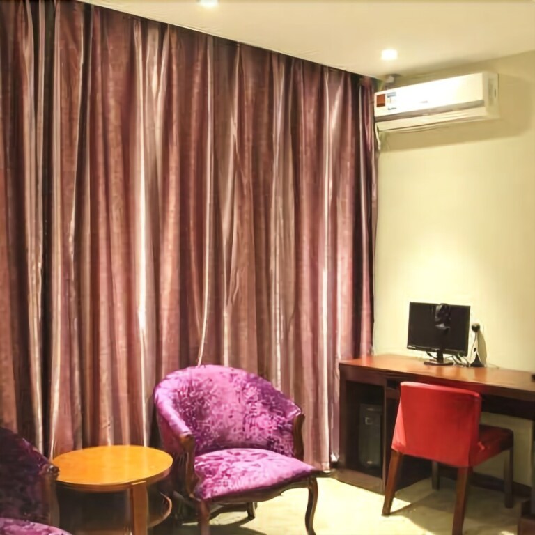 Харбин: Siji Yunduan Chain Hotel