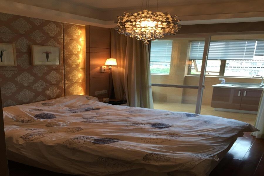 Фучжоу: Weaver Hotel & Condo