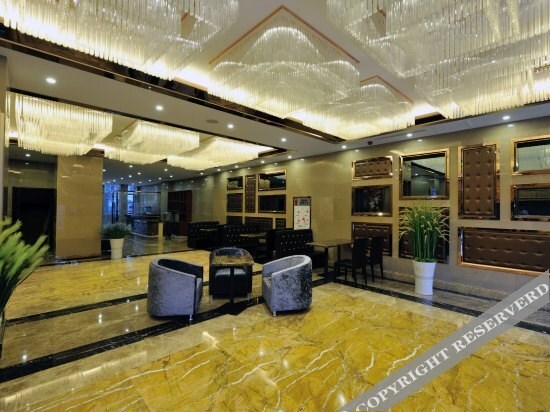 Вэйфан: Crystal Holiday Theme Hotel