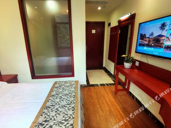 Лешан: Wenquan Yuantou Hotel