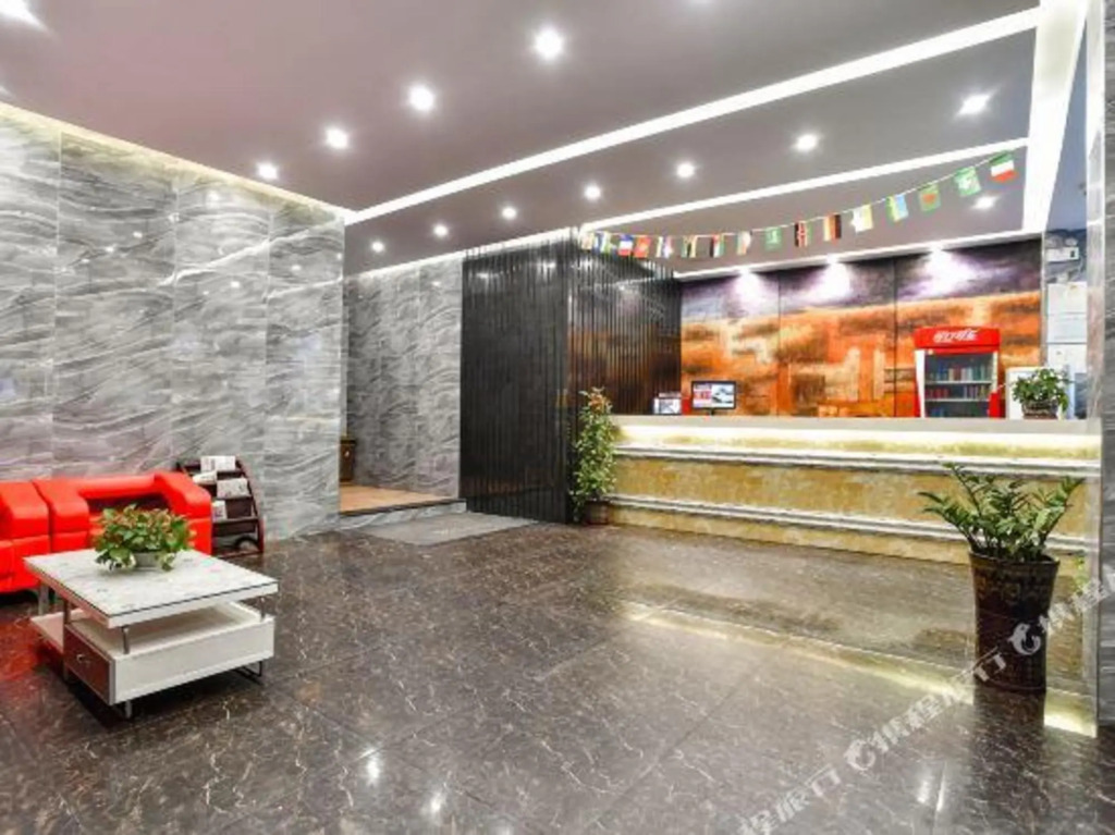 Янгиианг: HUIFENGHOTEL