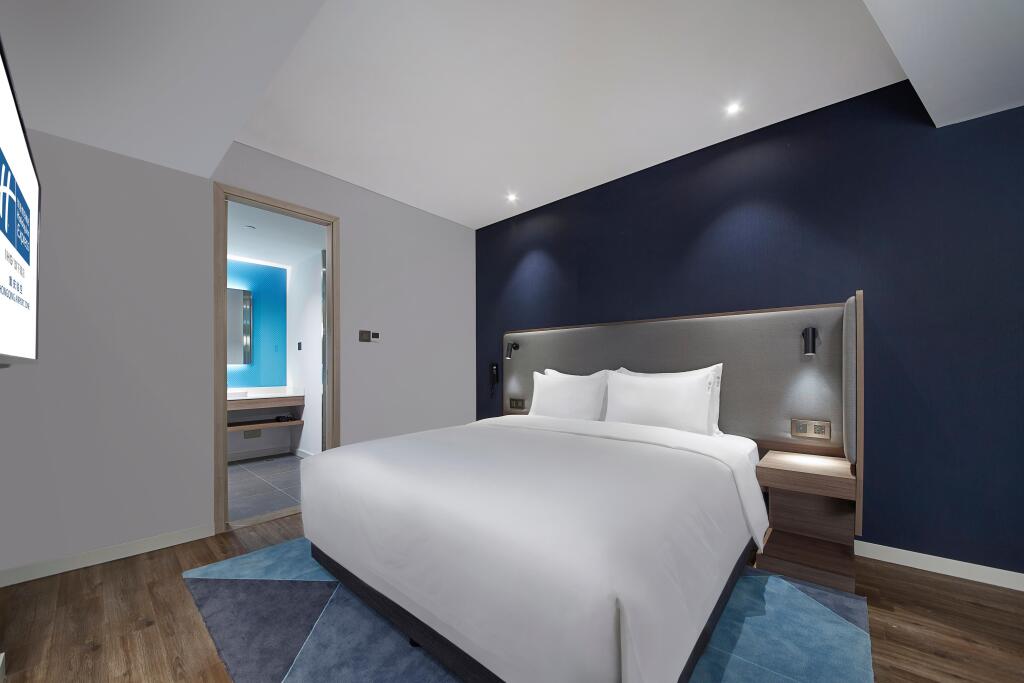 Чунцин: Holiday Inn Express Chongqing Airport Zone