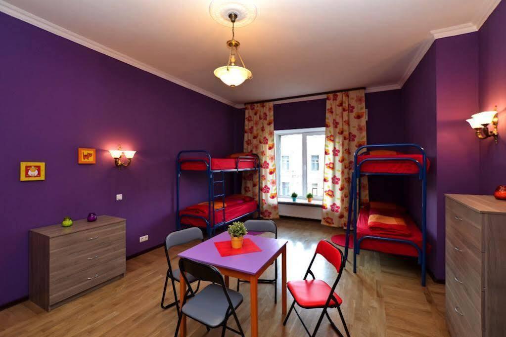 Санкт-Петербург: Hostel City 812