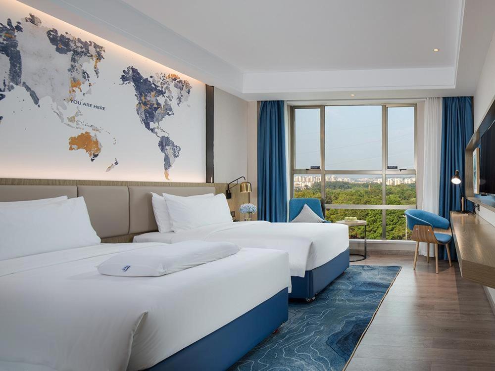 Наньнин: Kyriad Hotel Nanning Shishan Park