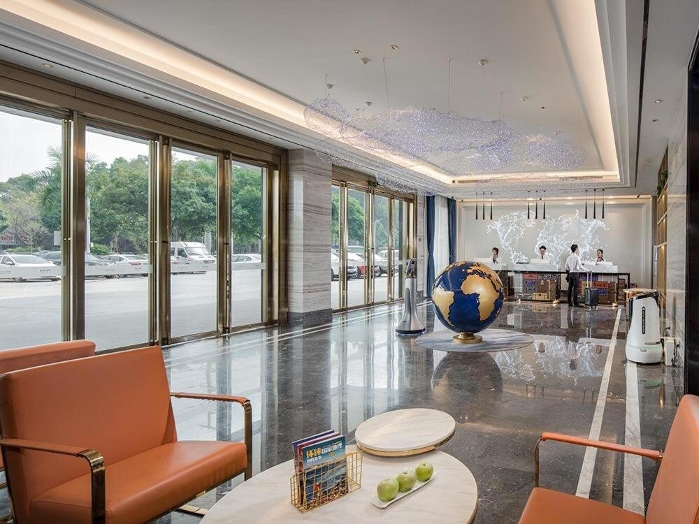 Наньнин: Kyriad Hotel Nanning Shishan Park