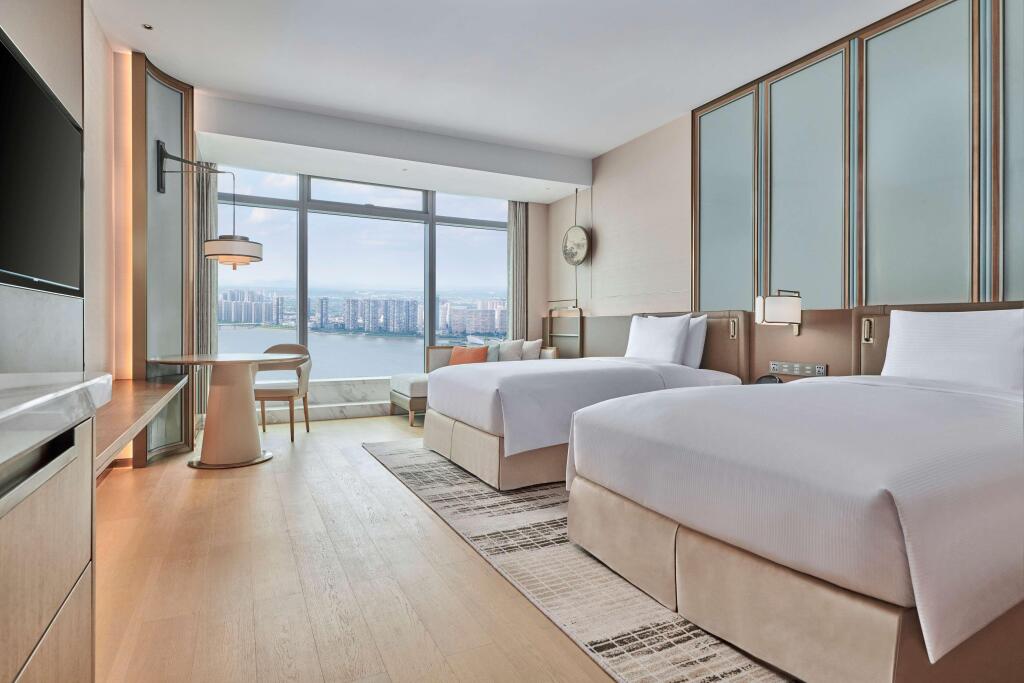 Чанша: Hilton Changsha Riverside