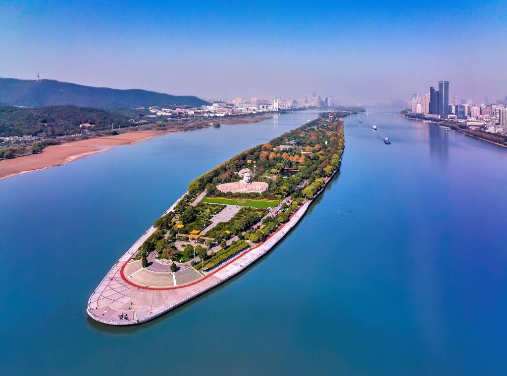 Чанша: Hilton Changsha Riverside