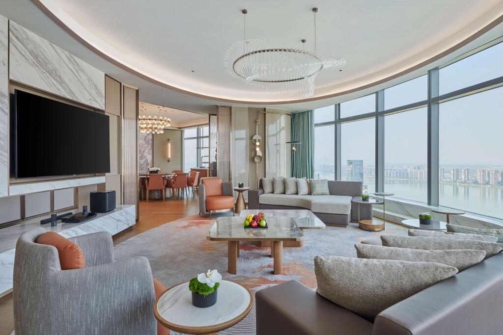 Чанша: Hilton Changsha Riverside