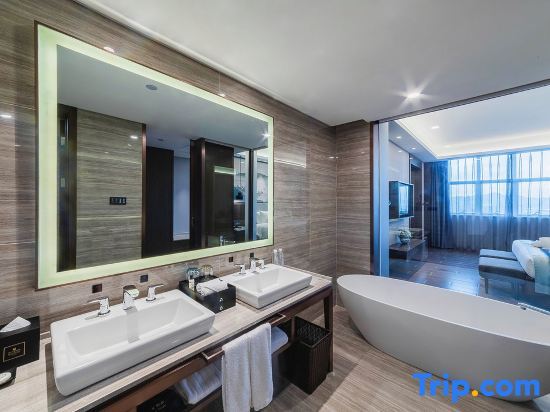 Цзуньи: Millennium Hotel Zunyi
