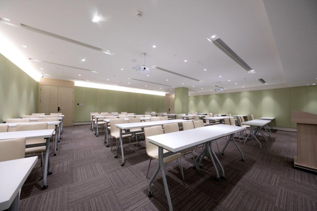 Ордос: Ji Hotel Ordos Wanzheng Plaza