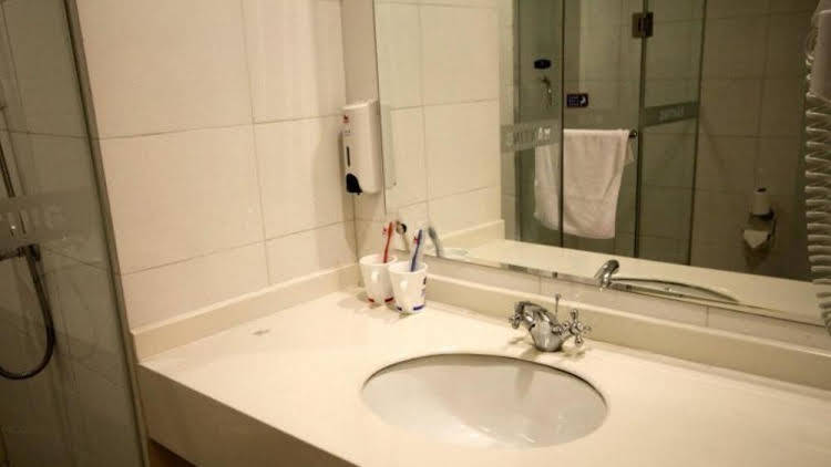 Вэйфан: Hanting Hotel Weifang Dongfeng Dong Street Taihua