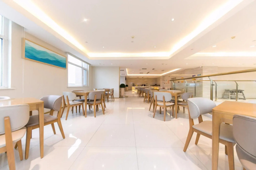 Баодин: Ji Hotel Zhuozhou East Station