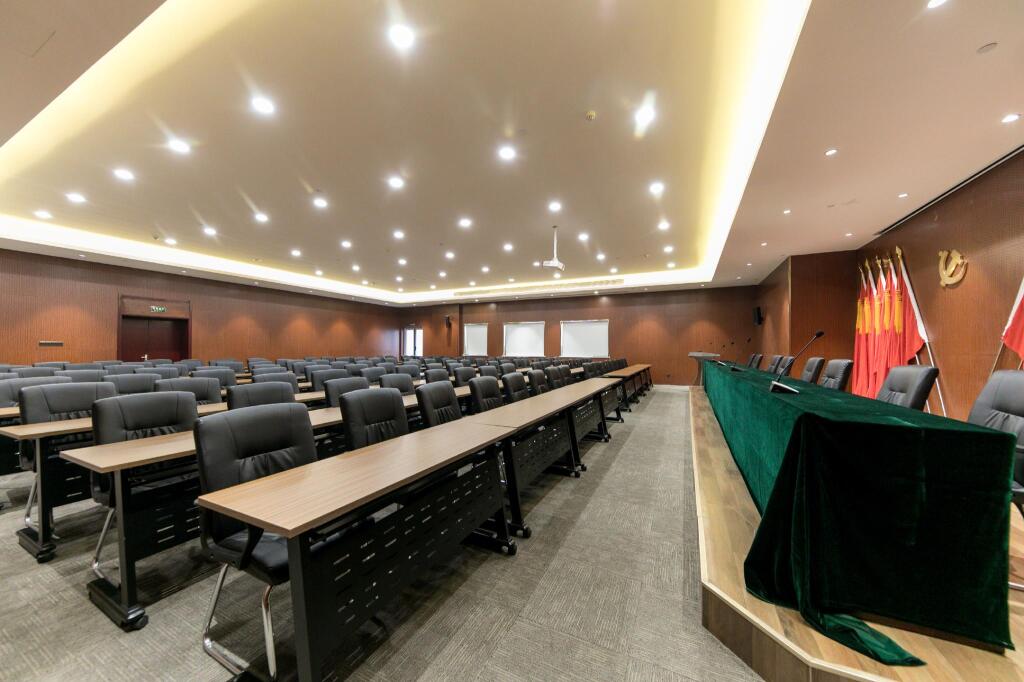 Тунчуань: Ji Hotel Tongchuan Yaozhou District Government