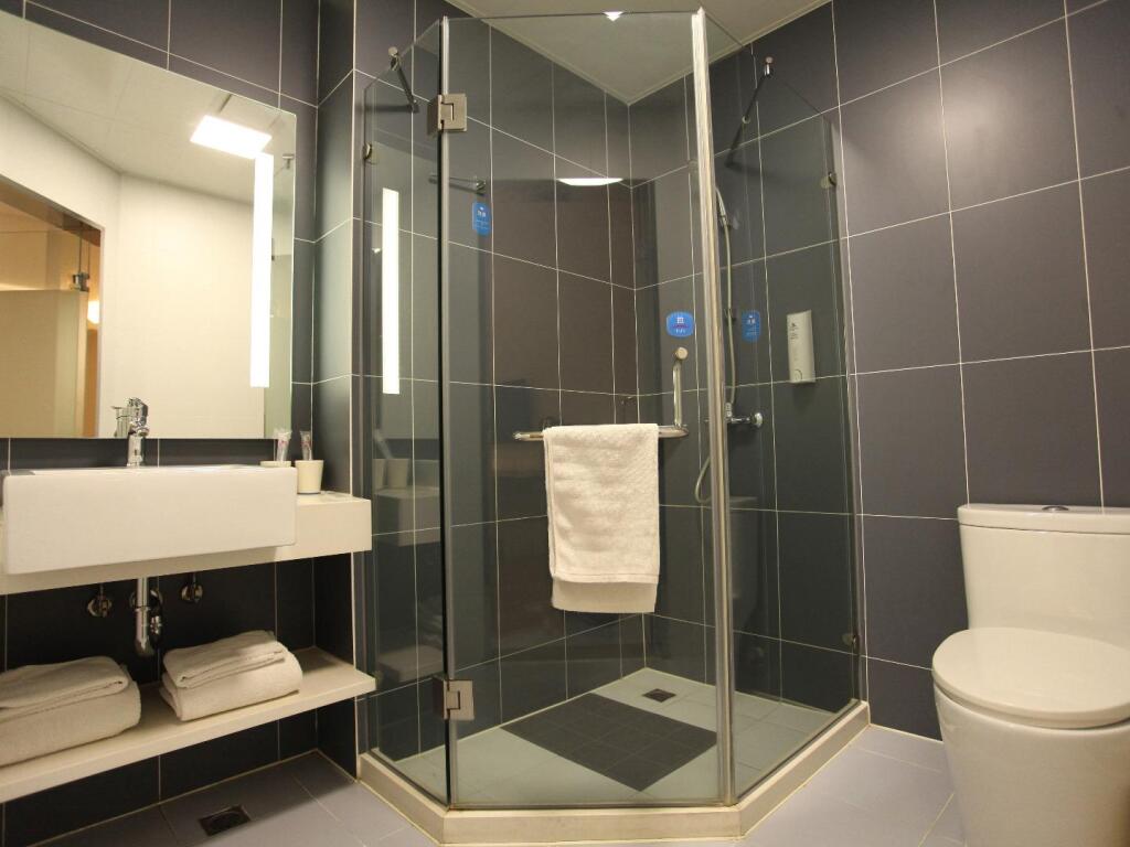 Шэньян: Hanting Hotel Shenyang Liming Square Metro Station