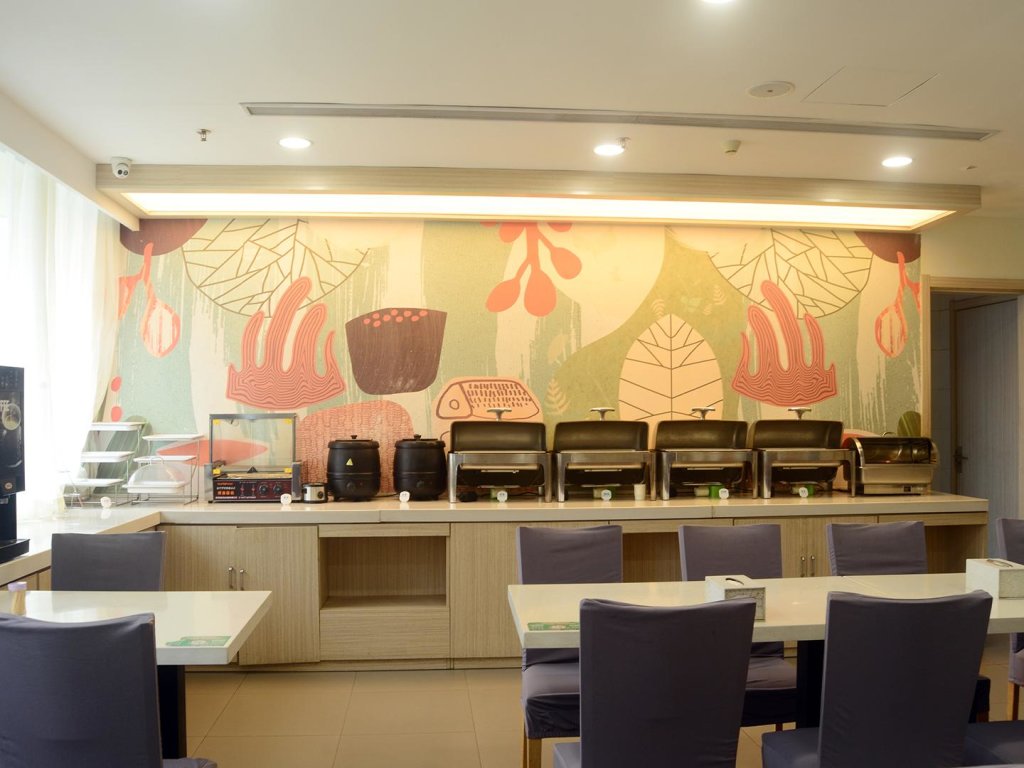 Линьи: Hanting Hotel Linyi Mengshan Avenue
